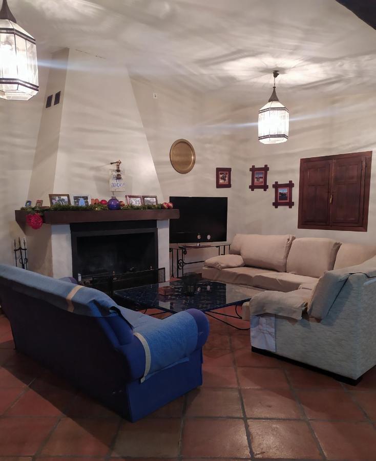 Casa Rural La Noria لوس بالاسيوس ي فيلافرانكه المظهر الخارجي الصورة